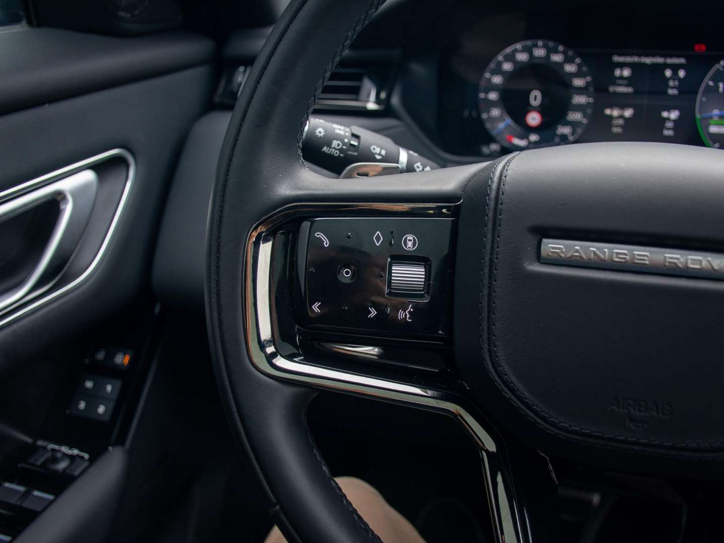 Land Rover Range Rover Velar Dynamic SE PHEV 2.0 P400e AWD - 2025 - Joinsteer - #14