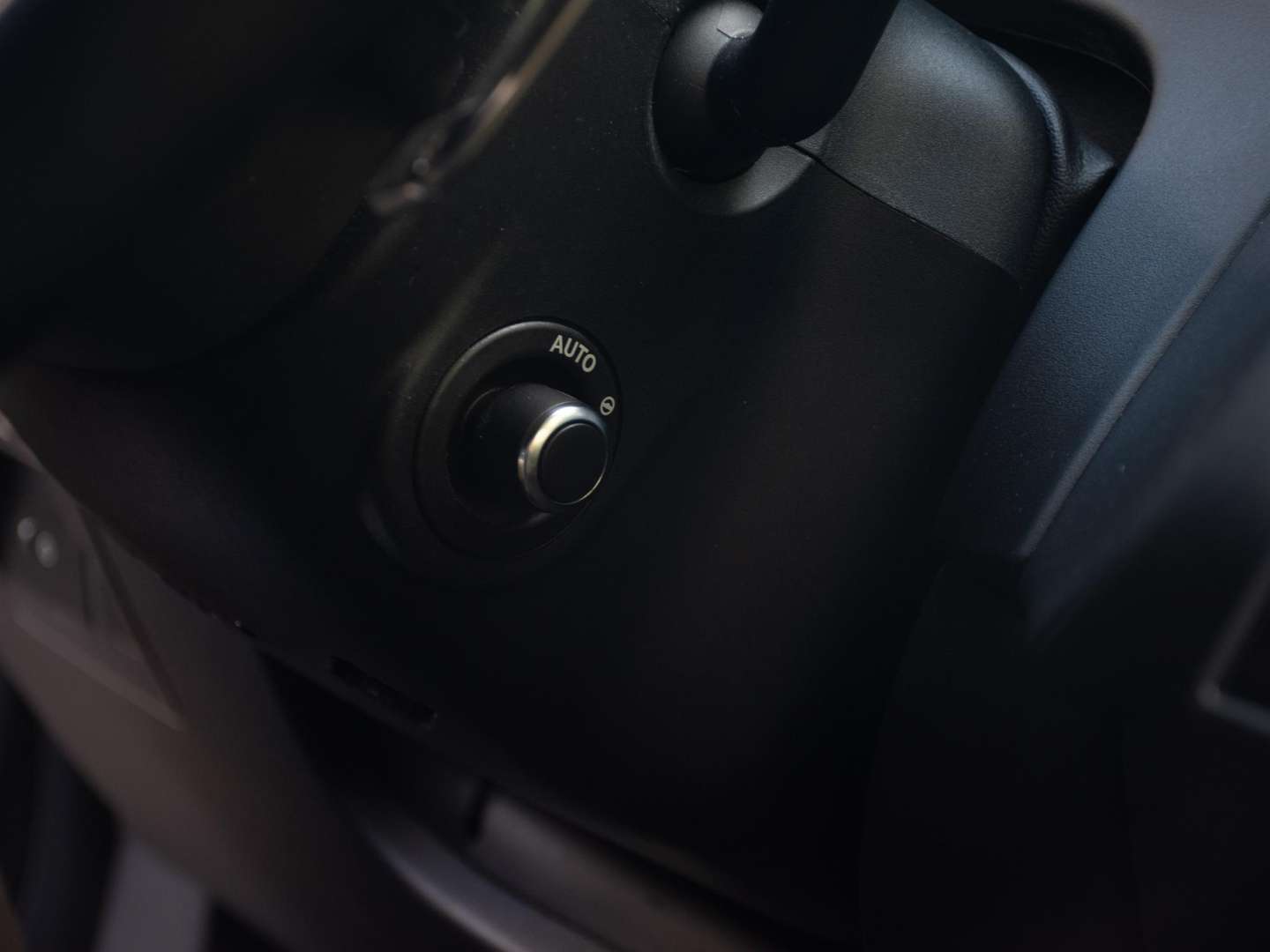 Land Rover Range Rover Velar Dynamic SE PHEV 2.0 P400e AWD - 2025 - Joinsteer - #26