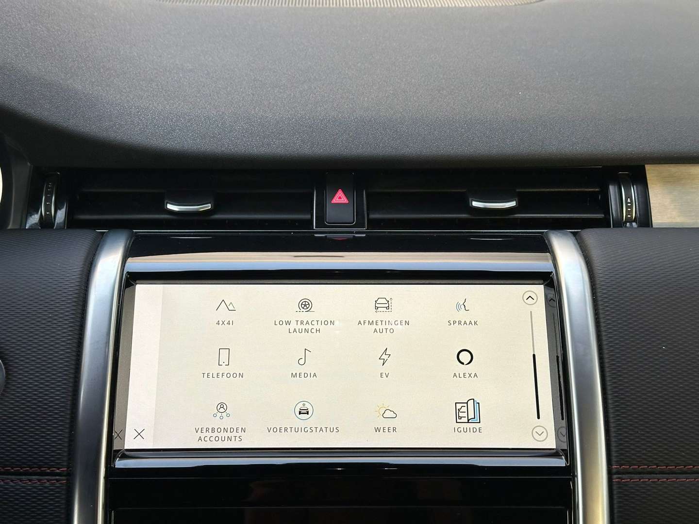 Land Rover Discovery Sport R-Dynamic S Black-Pack P300e 1.5 - 2022 - Joinsteer - #13