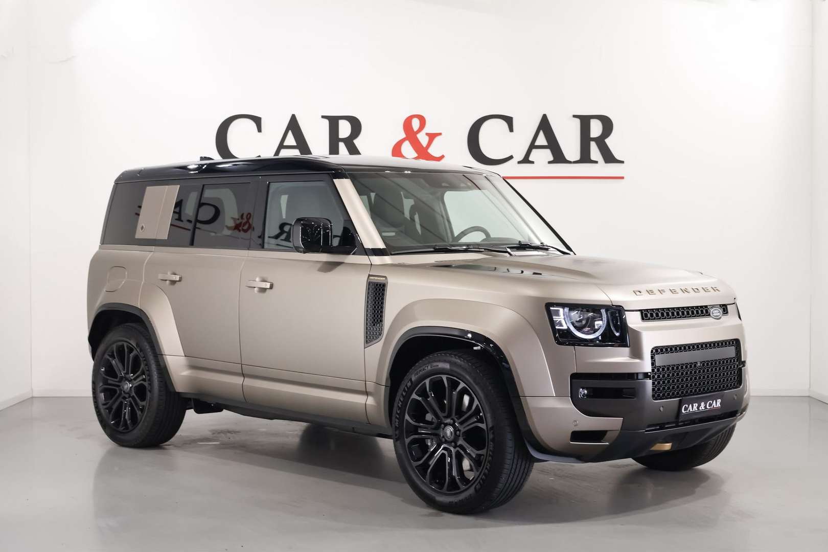 Land Rover Defender 110 OCTA P635 Auto 4.4 V8 MHEV - 2025 - Joinsteer - #1