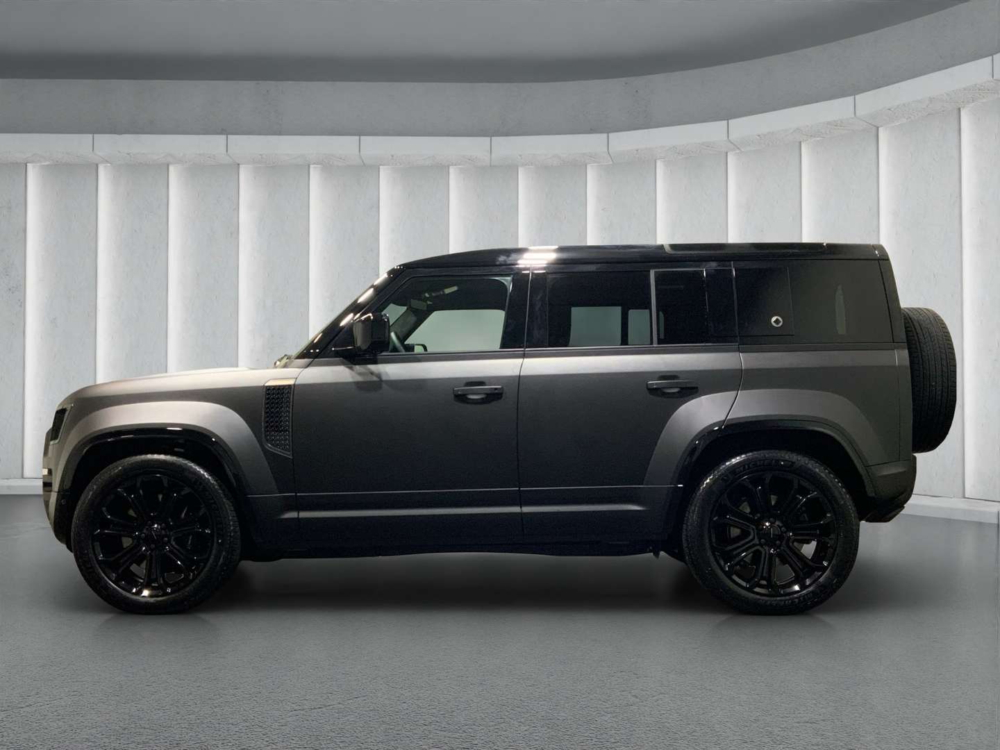 Land Rover Defender 110 Carbon Paket OCTA 4.4 P635 - 2025 - Joinsteer - #5