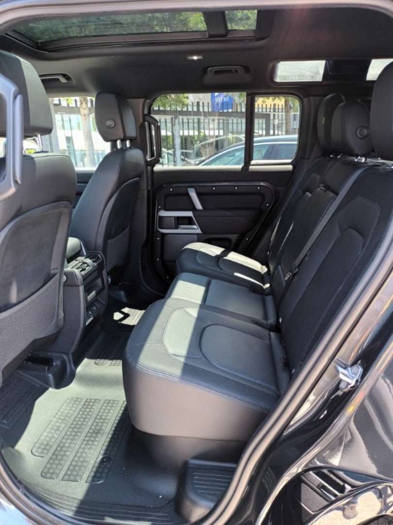 Land Rover Defender 110 X-DYNAMIC SE ITALIA 3000D I6 250CV AWD AUTO - 2024 - Joinsteer - #6
