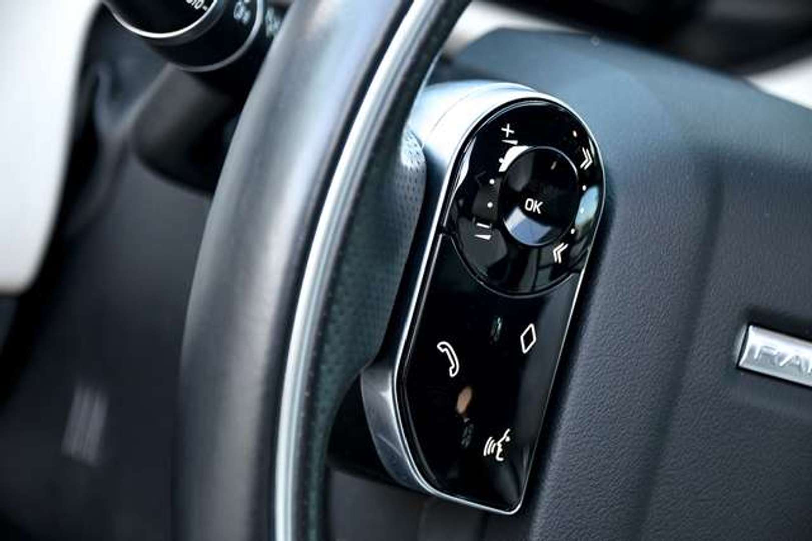 Land Rover Range Rover Velar R-Dynamic SE P300 - 2019 - Joinsteer - #25