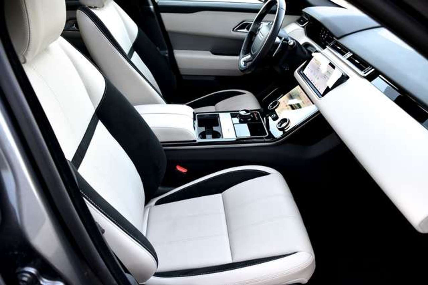 Land Rover Range Rover Velar R-Dynamic SE P300 - 2019 - Joinsteer - #29