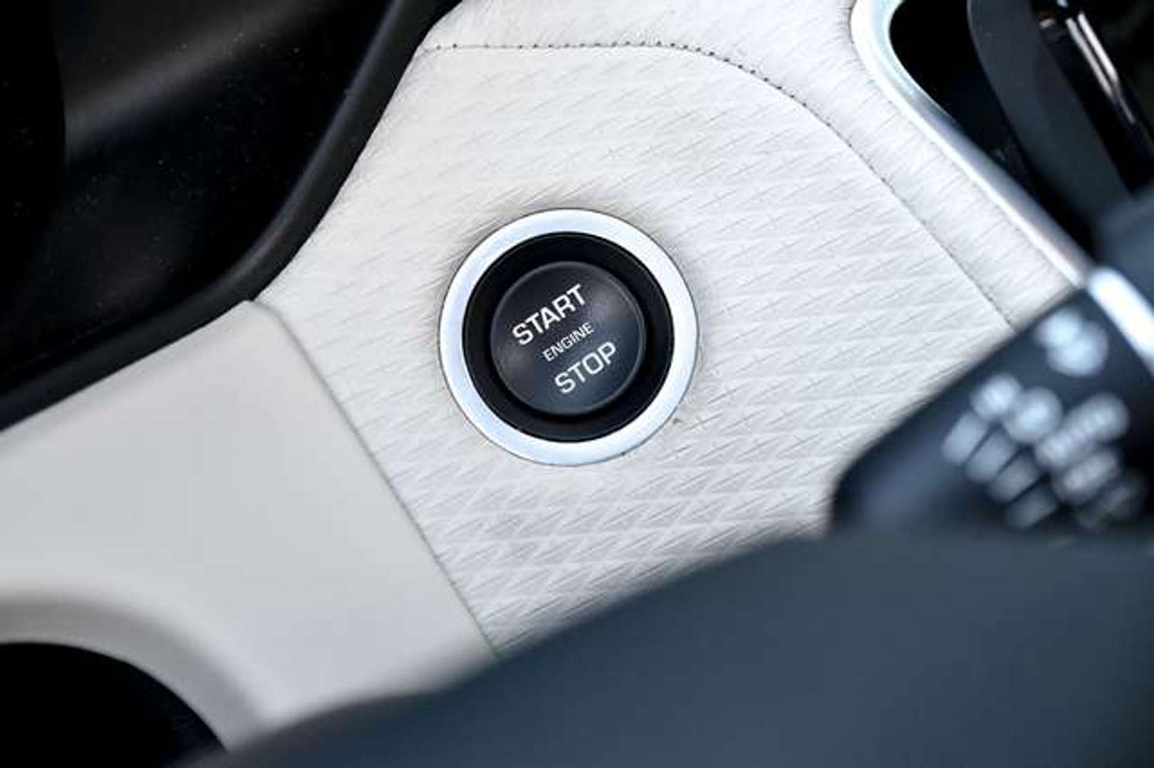 Land Rover Range Rover Velar R-Dynamic SE P300 - 2019 - Joinsteer - #36