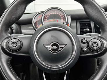 Mini Cabrio Chili Cooper — photo 22