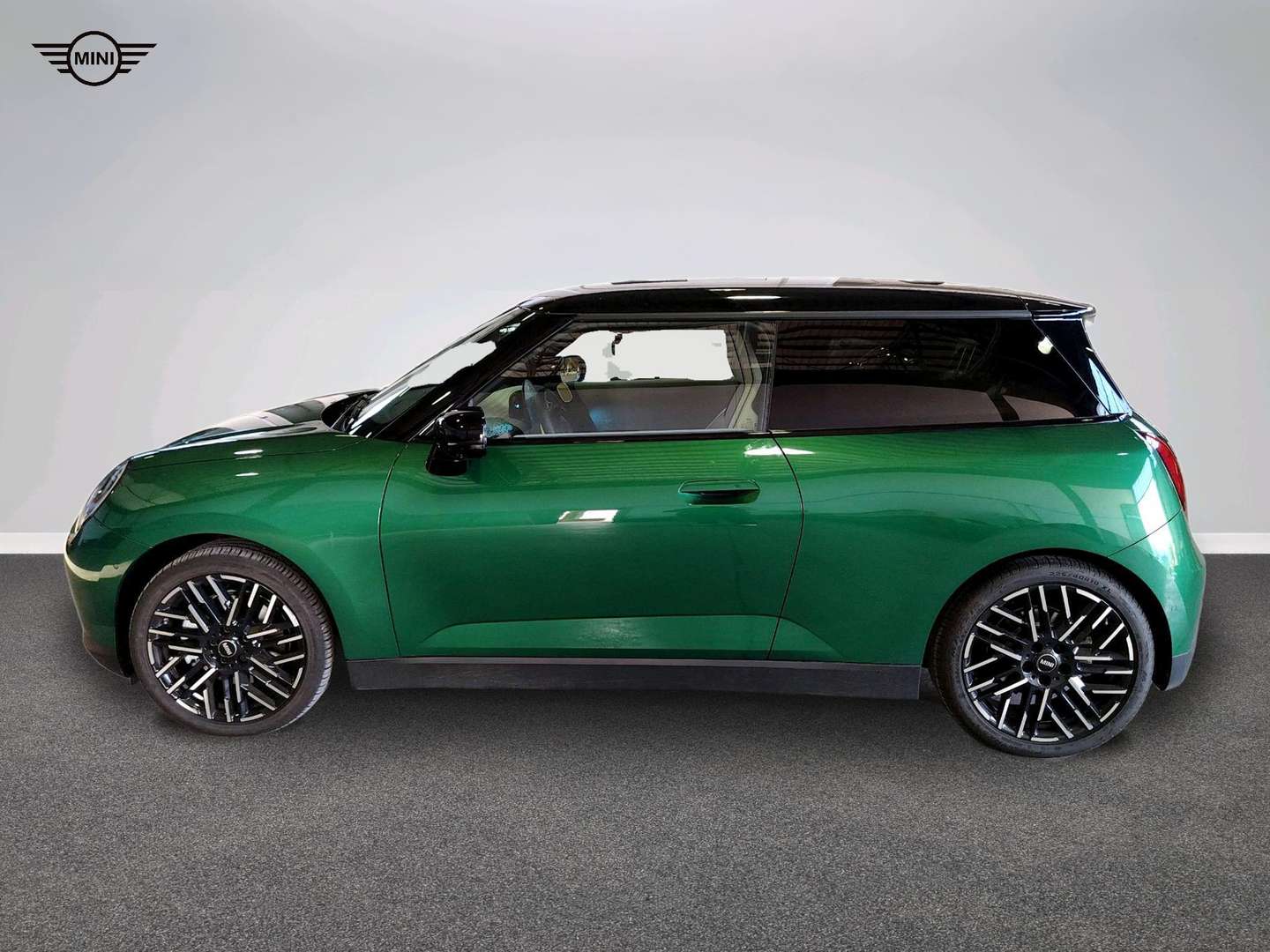 Mini Electric Favoured Cooper SE - 2025 - Joinsteer - #2