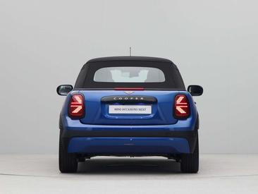 Mini Cabrio Classic Cooper — photo 11