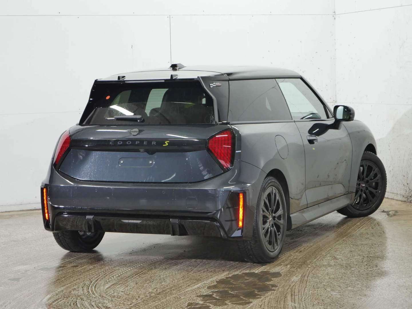 Mini Electric JCW Cooper SE - 2025 - Joinsteer - #3