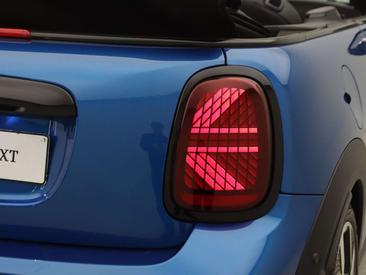 Mini Cabrio Classic Cooper — photo 17
