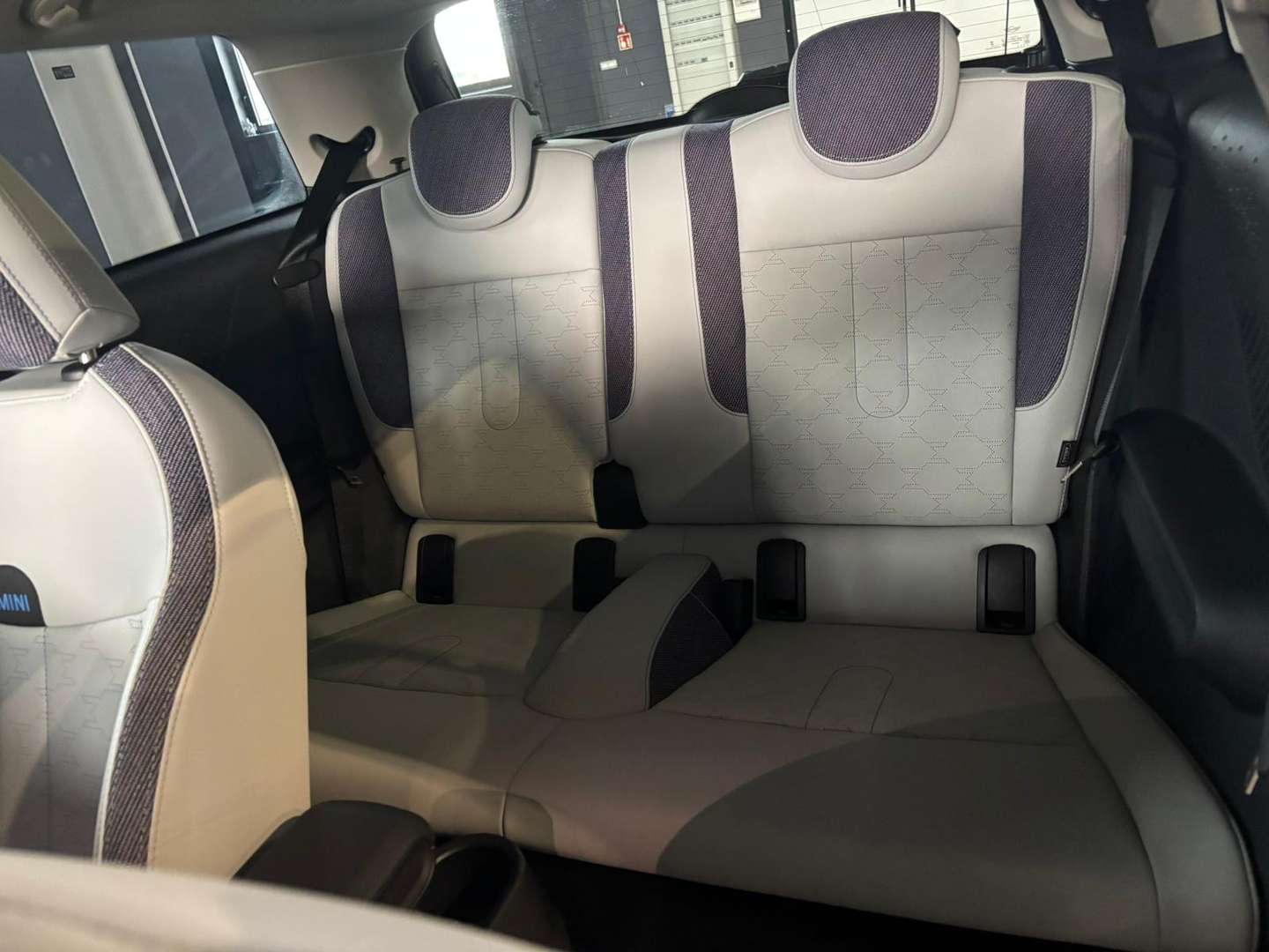 Mini 3 Portes Favoured Cooper S - 2024 - Joinsteer - #10