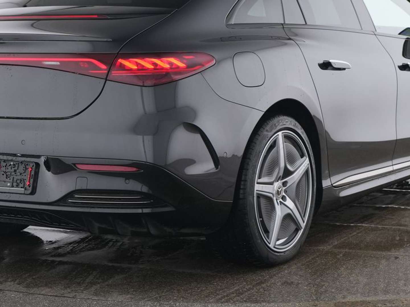 Mercedes EQE 300 Night Edition - 2025 - Joinsteer - #9