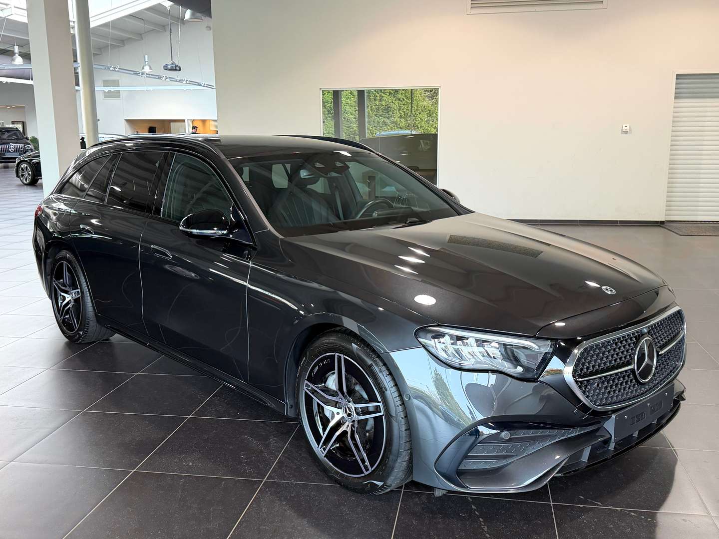 Mercedes Classe E Break 300 AMG Line - 2024 - Joinsteer - #2