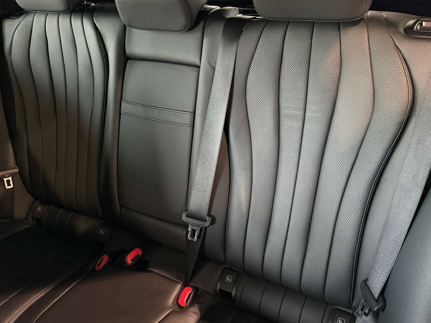 Mercedes Classe E Break 300 AMG Line - 2024 - Joinsteer - #7