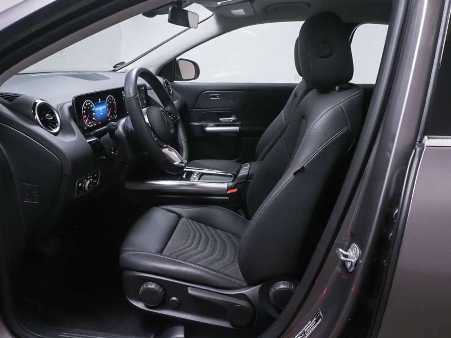 Mercedes GLA 200 - 2024 - Joinsteer - #6