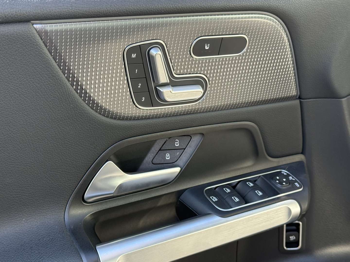 Mercedes EQB 300 Progressive - 2023 - Joinsteer - #8