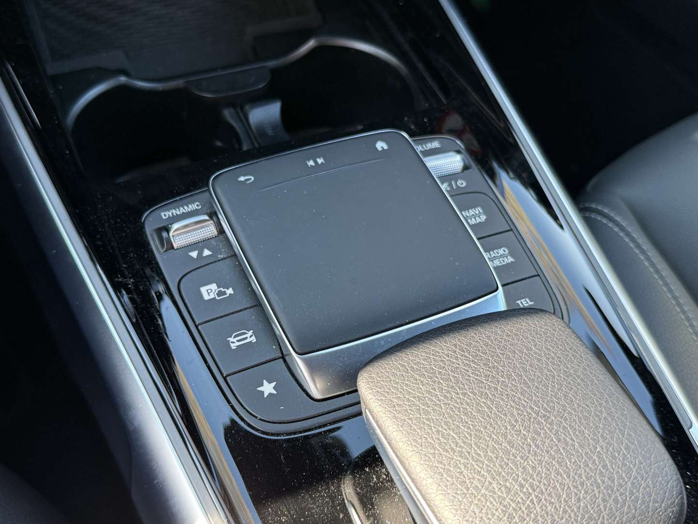 Mercedes EQB 300 Progressive - 2023 - Joinsteer - #13