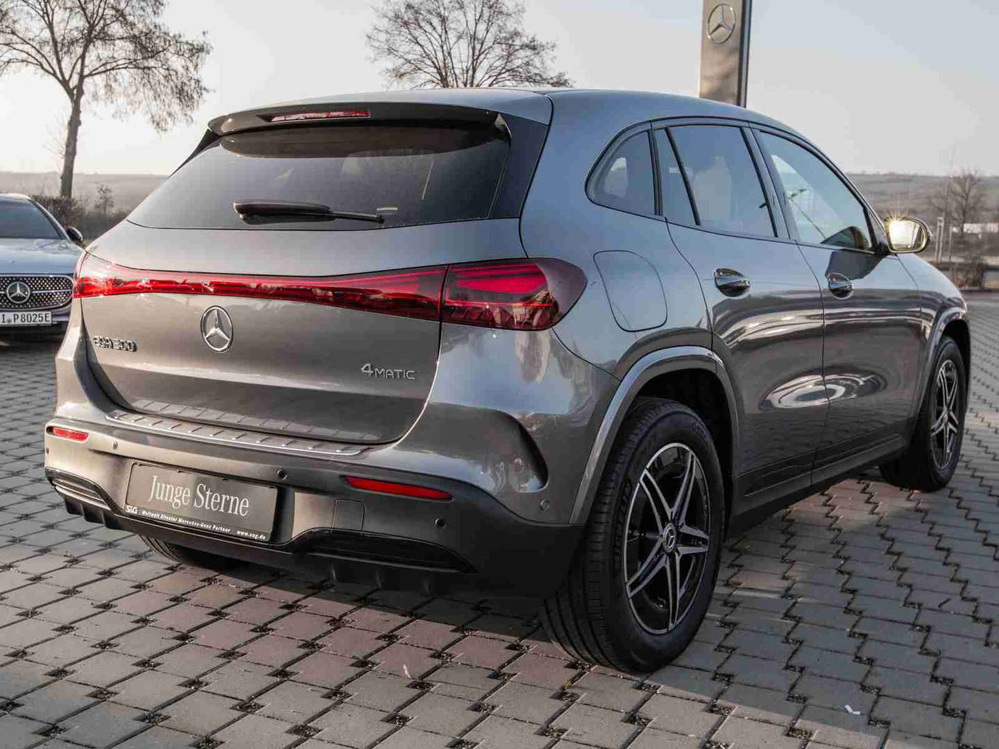 Mercedes EQA 300 Night Edition - 2024 - Joinsteer - #2