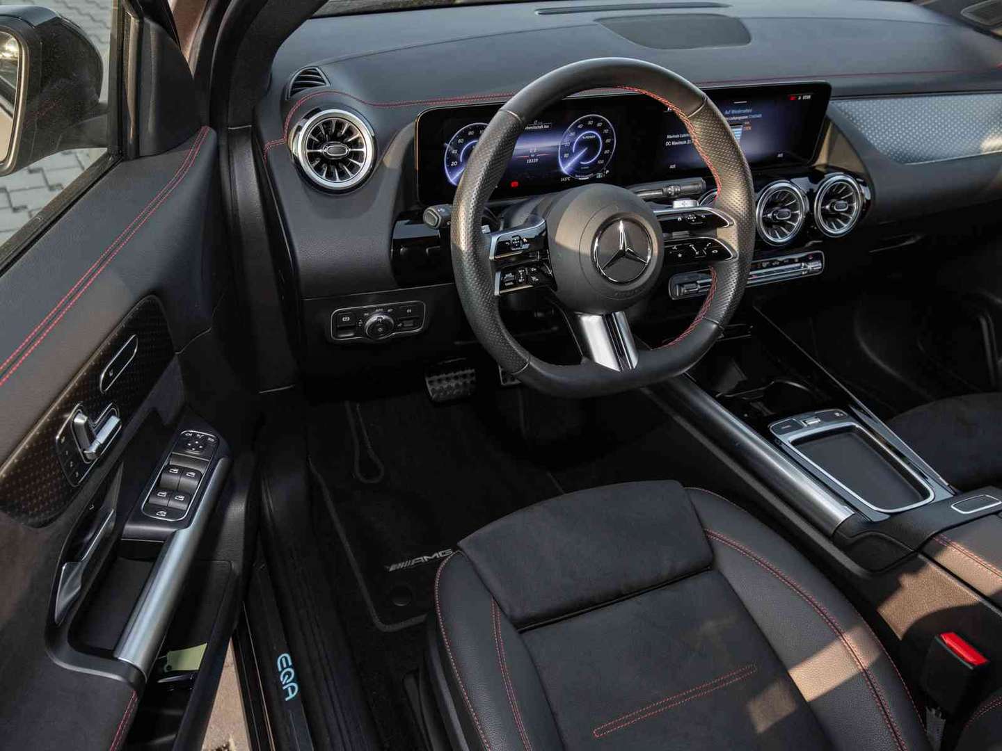 Mercedes EQA 300 Night Edition - 2024 - Joinsteer - #4