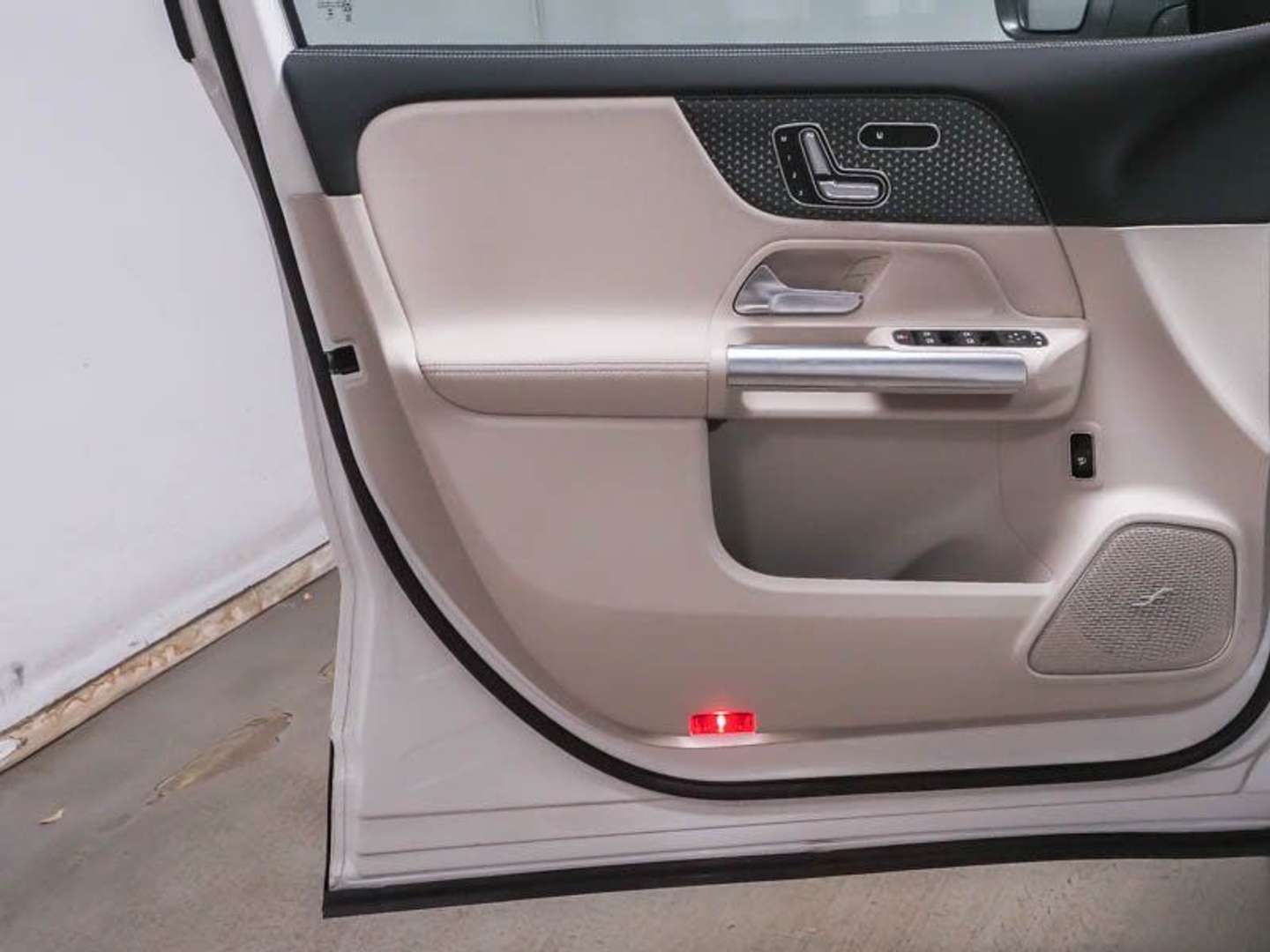 Mercedes EQA 300 - 2025 - Joinsteer - #9