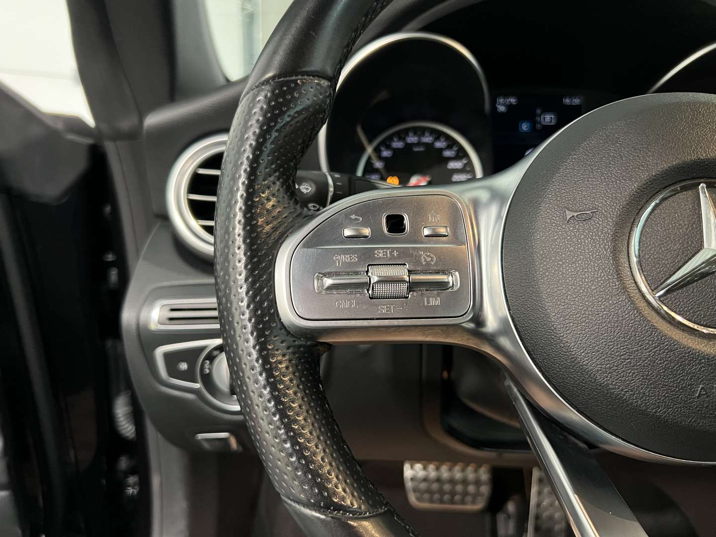 Mercedes Classe C Cabriolet 180 AMG Line - 2019 - Joinsteer - #16