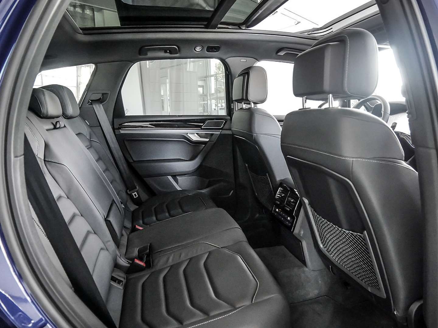 Volkswagen Touareg 4Motion R-Line - 2025 - Joinsteer - #8