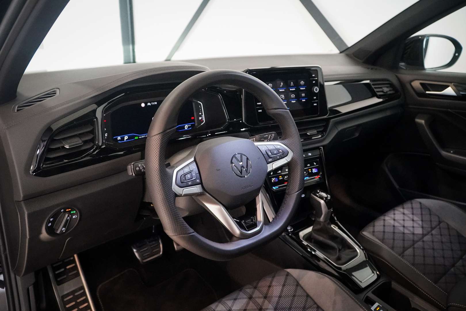 Volkswagen T-Roc R-Line - 2025 - Joinsteer - #6