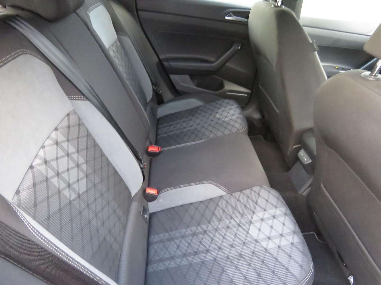 Volkswagen Taigo R-Line - 2023 - Joinsteer - #8
