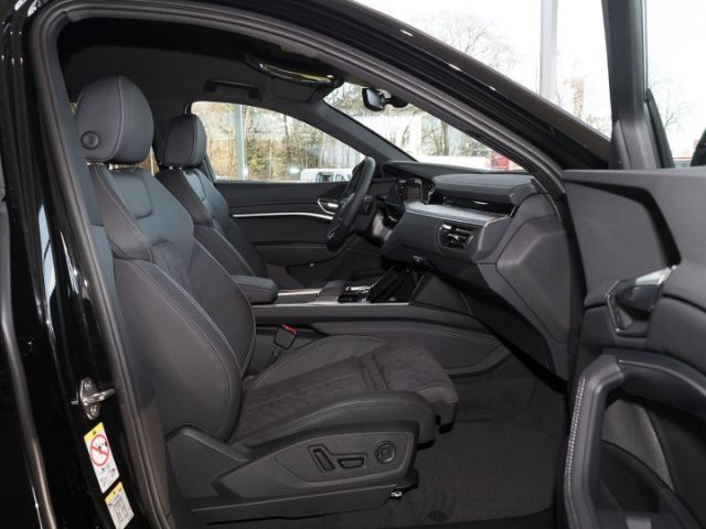 Audi Q8 Sportback E-tron S Line 50 E-tron Quattro - 2023 - Joinsteer - #4