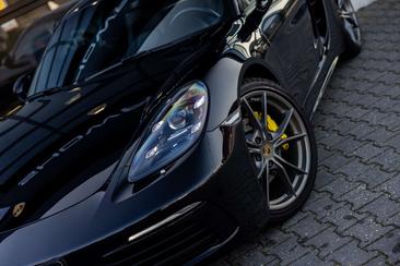 Porsche 718 Cayman Base Style Edition — photo 37