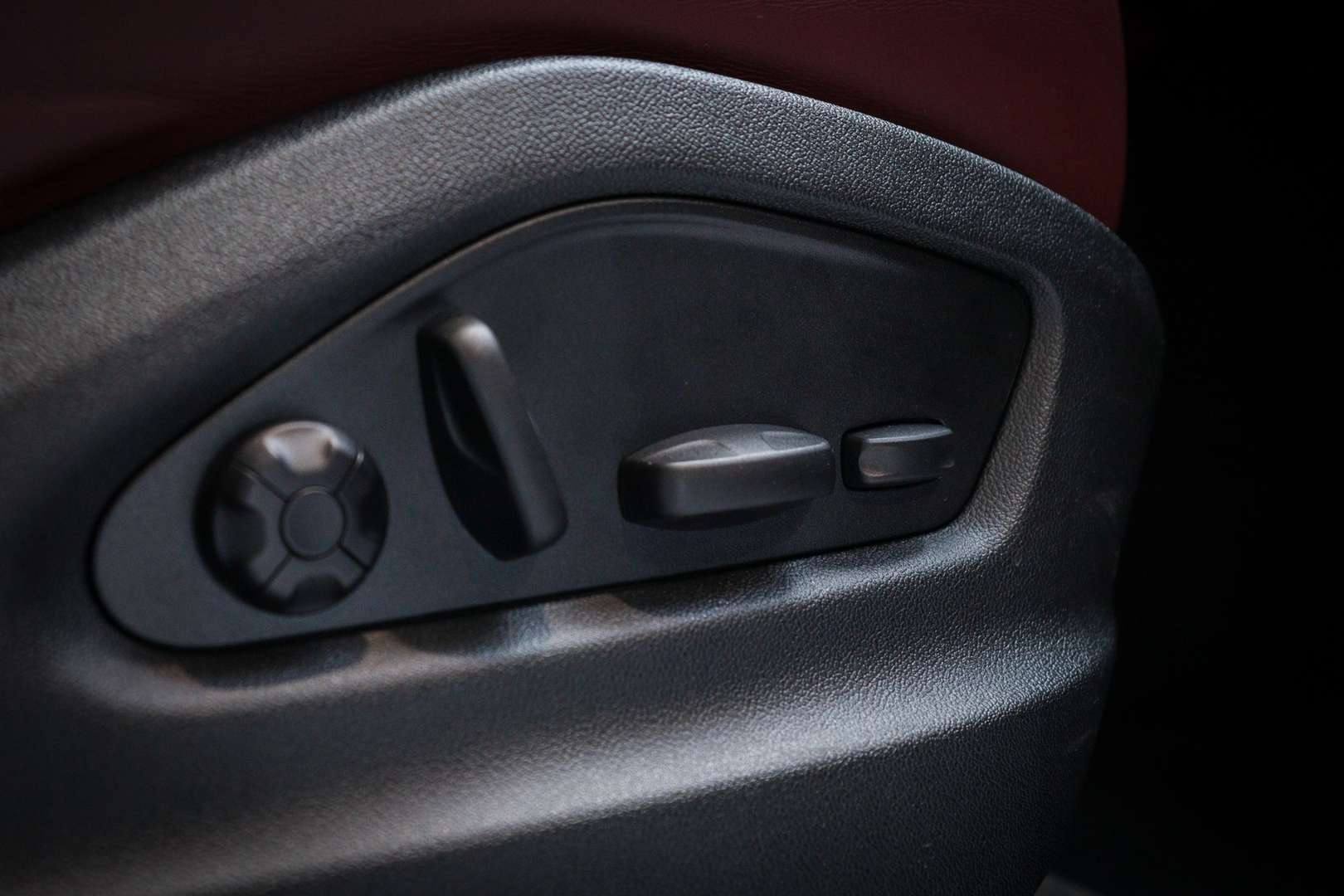 Porsche Cayenne II S E-Hybrid - 2024 - Joinsteer - #27