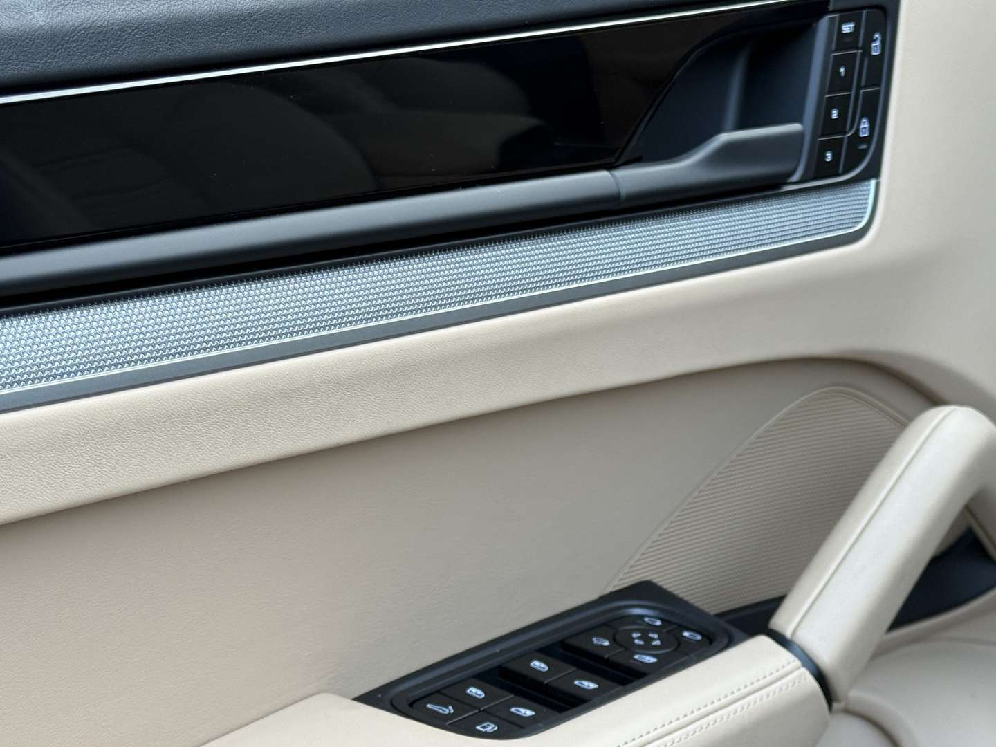 Porsche Cayenne II E-Hybrid - 2025 - Joinsteer - #10