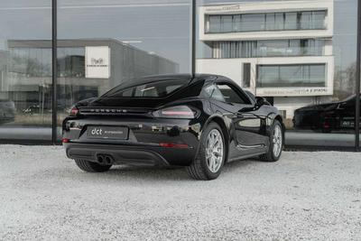 Porsche 718 Cayman