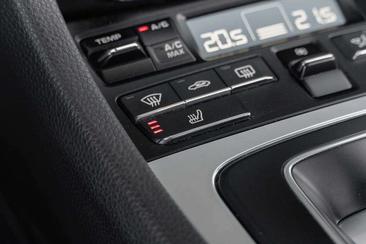 Porsche 718 Cayman — photo 15