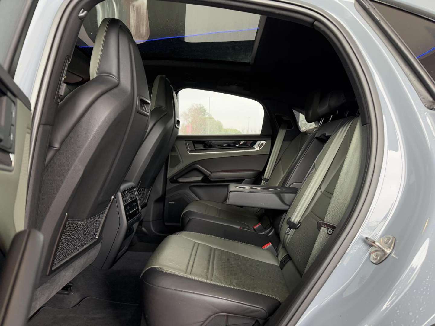 Porsche Cayenne II E-Hybrid - 2023 - Joinsteer - #13