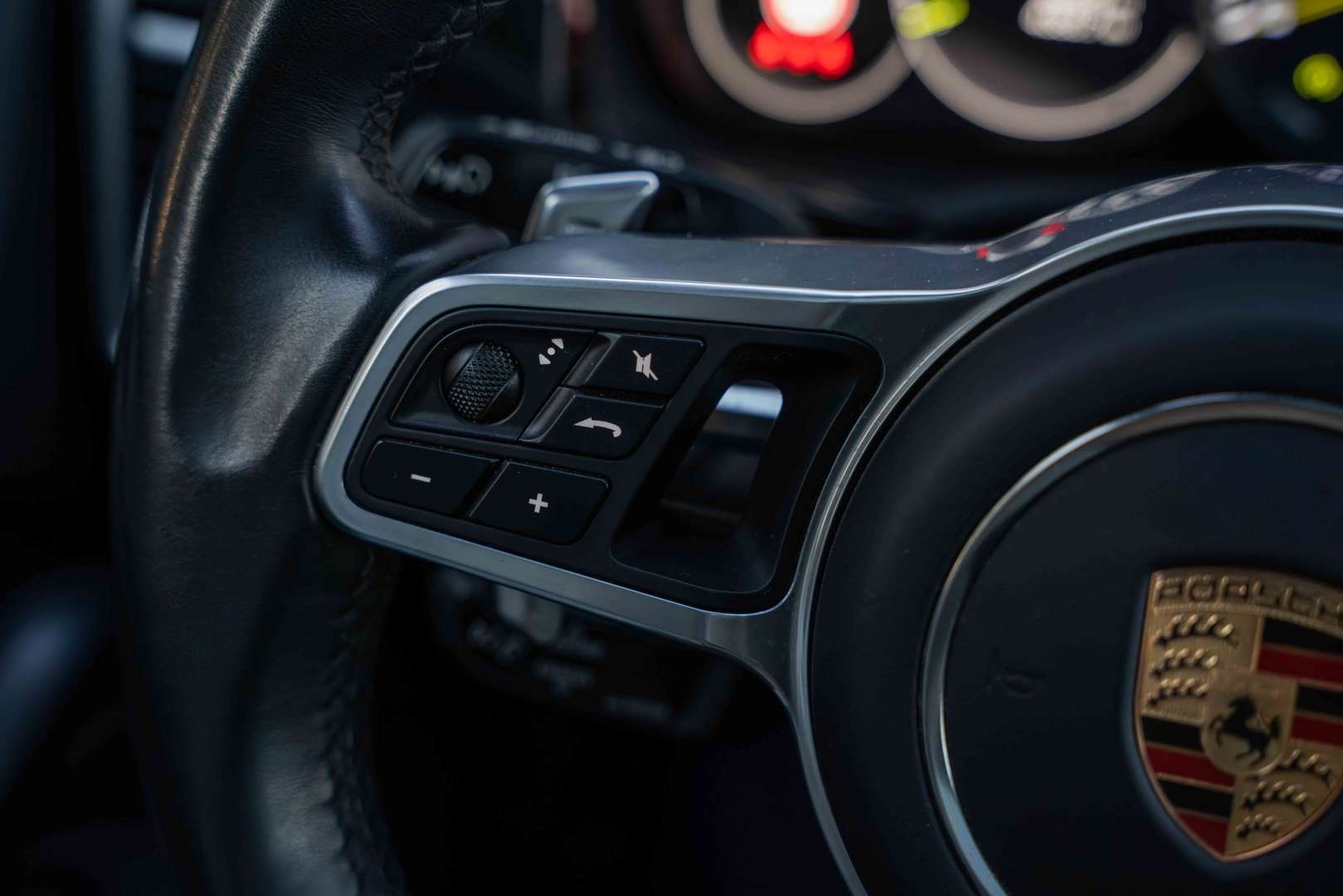 Porsche Cayenne II E-Hybrid Platinum Edition - 2023 - Joinsteer - #20