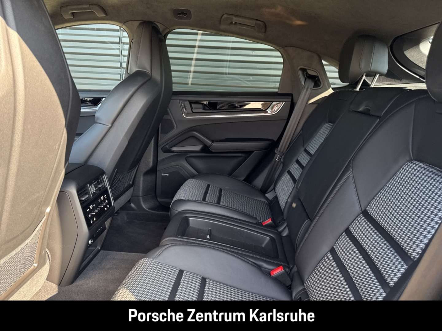 Porsche Cayenne II E-Hybrid - 2024 - Joinsteer - #17