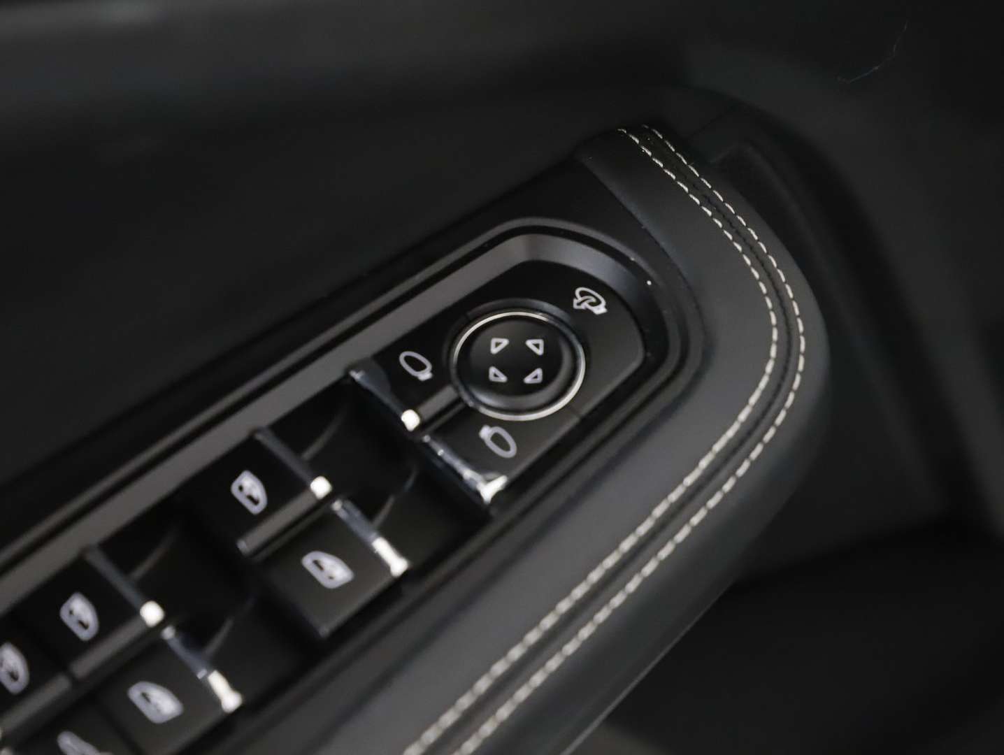 Porsche Macan I - 2023 - Joinsteer - #25