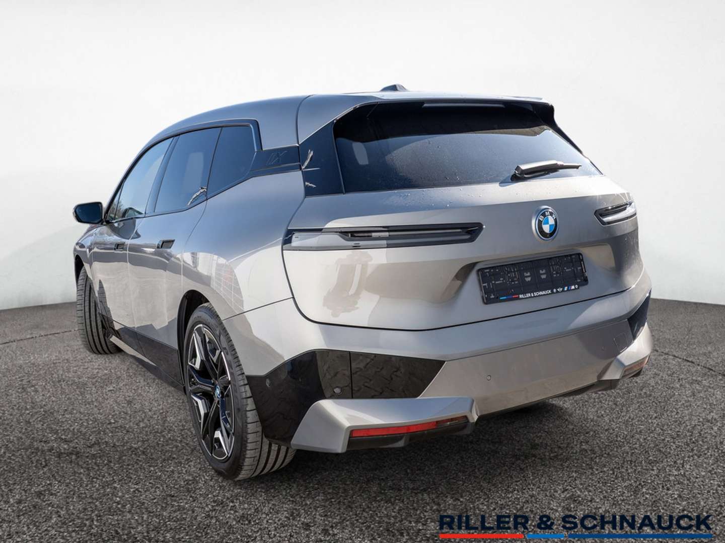 BMW IX XDrive40 - 2024 - Joinsteer - #3