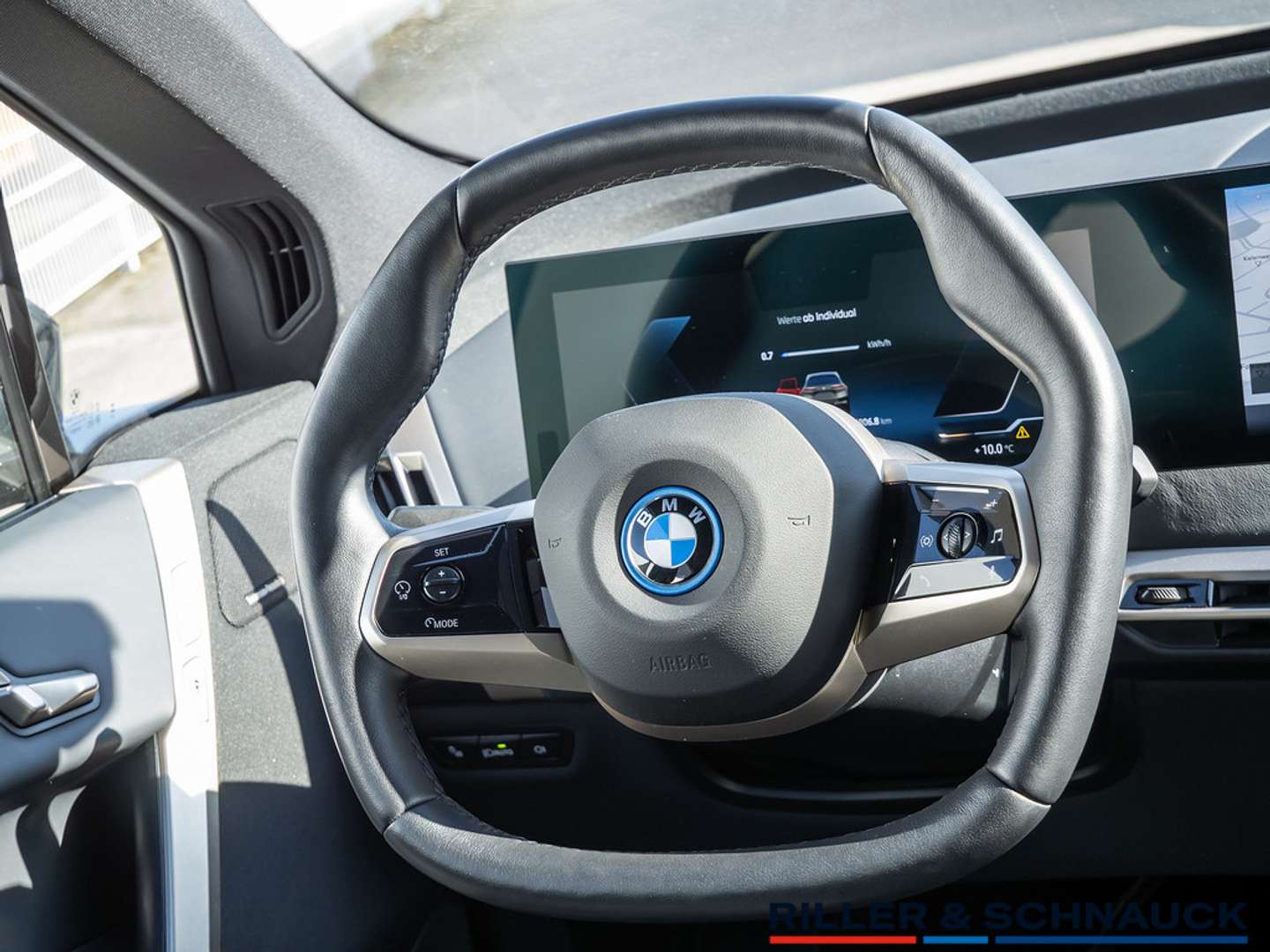 BMW IX XDrive40 - 2024 - Joinsteer - #9