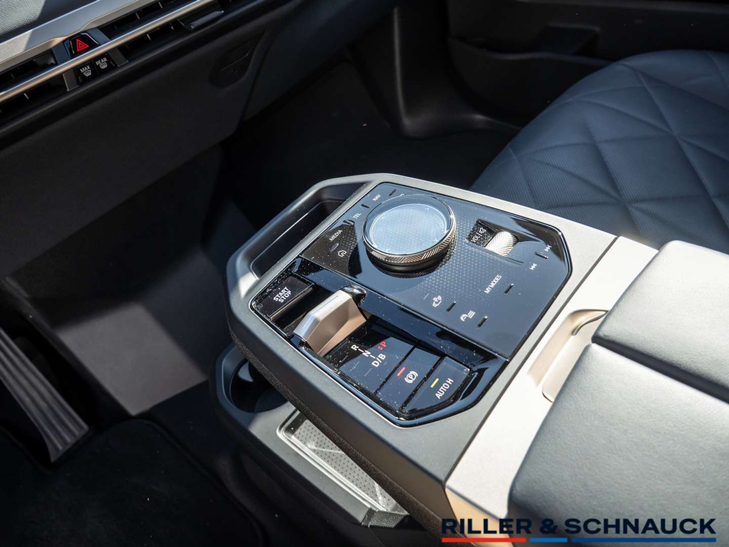 BMW IX XDrive40 - 2024 - Joinsteer - #14