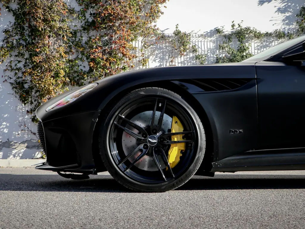 Aston Martin DBS (2018-24) DBS Coupe 5.2 - 2022 - Joinsteer - #4