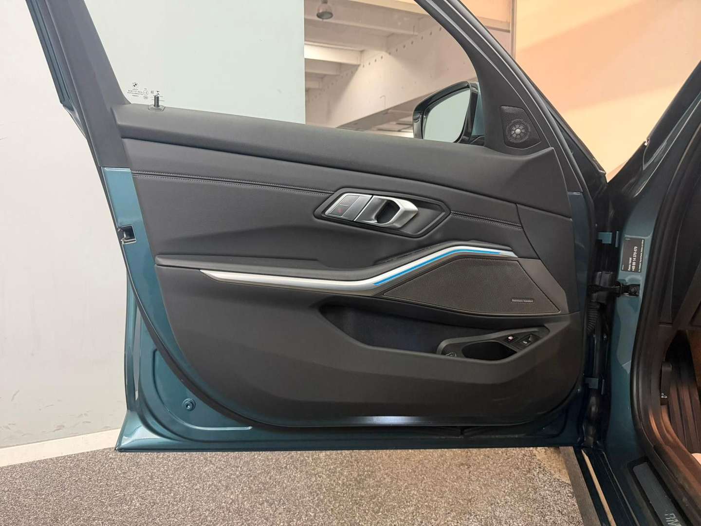BMW 330e Sport Line XDrive - 2020 - Joinsteer - #8