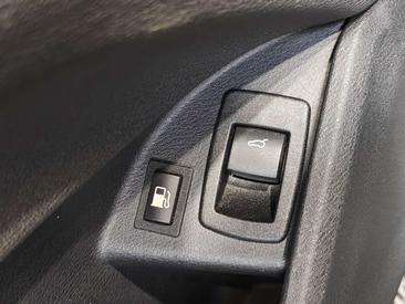 BMW X1 XDrive25e — photo 32