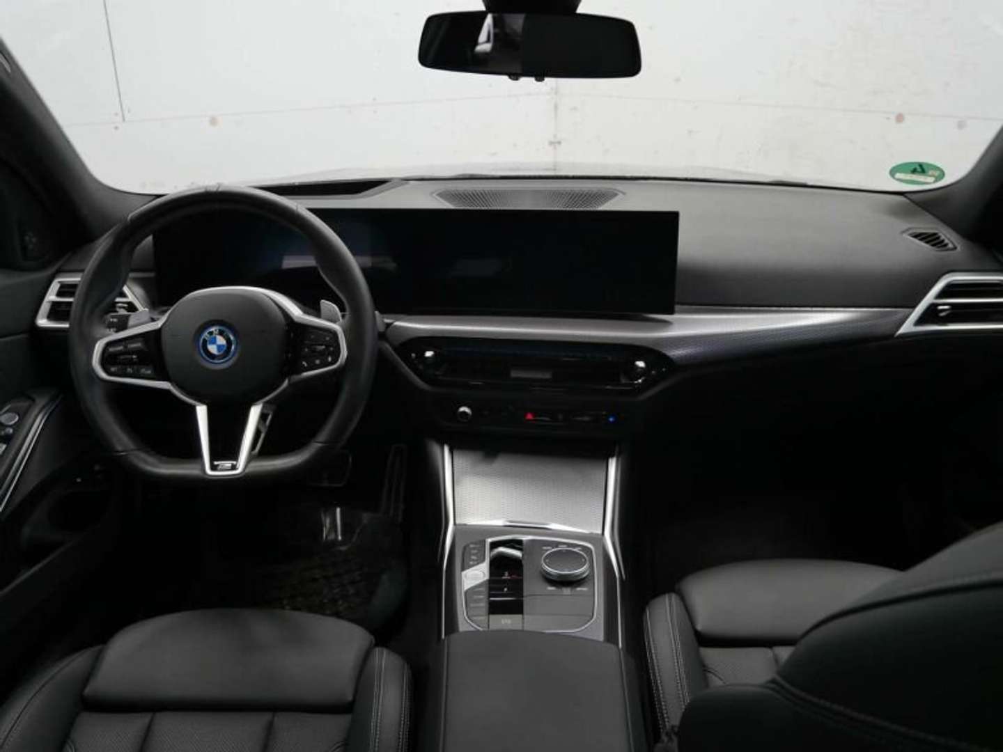 BMW 330e M Sport - 2025 - Joinsteer - #7