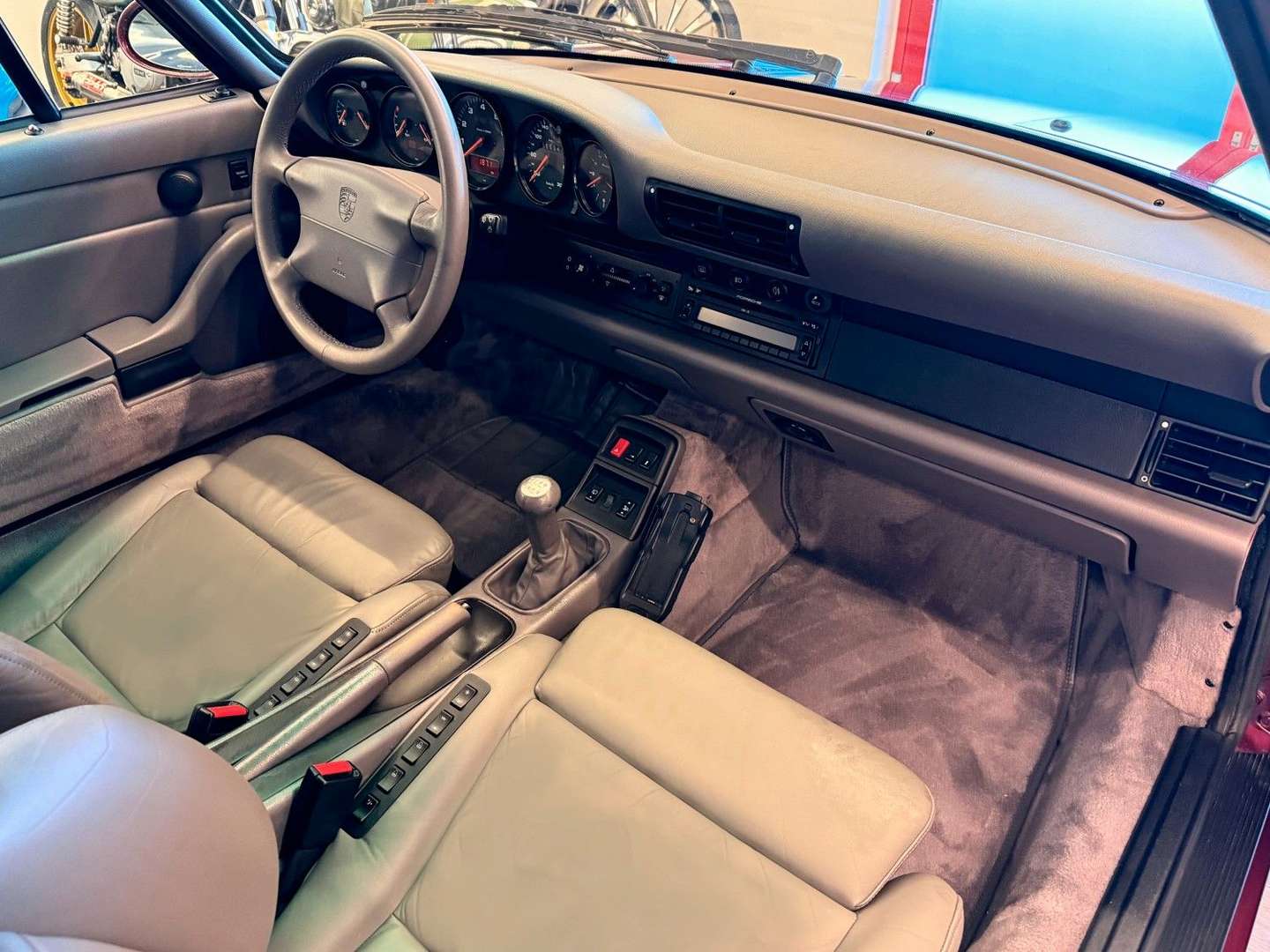 Porsche 993 CARRERA 4 - 1997 - Joinsteer - #4