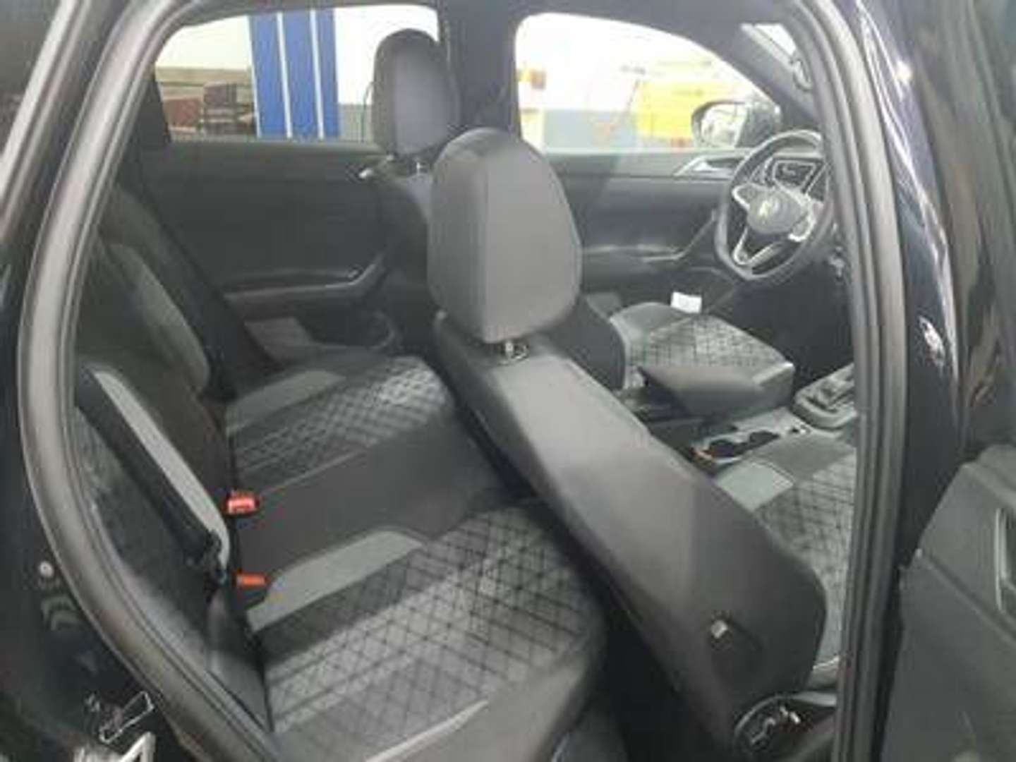 Volkswagen Taigo R-Line - 2025 - Joinsteer - #3