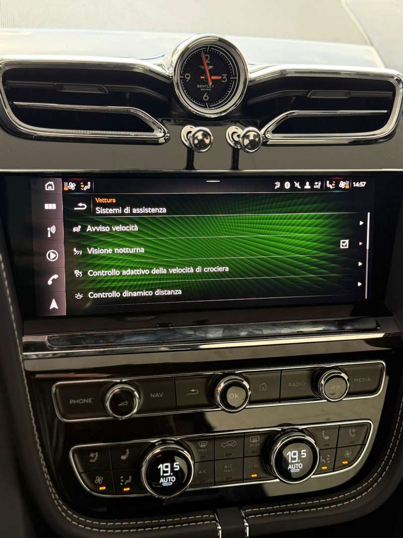 Bentley Bentayga V6 Azure - 2023 - Joinsteer - #14