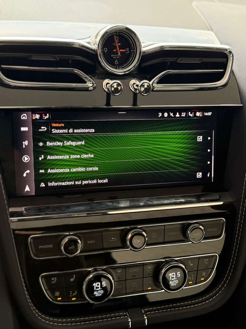 Bentley Bentayga V6 Azure - 2023 - Joinsteer - #15