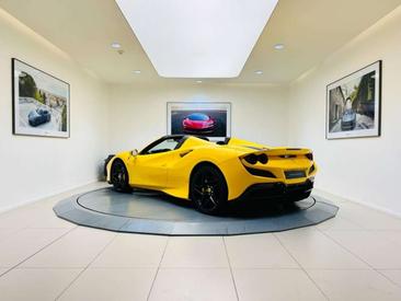 Ferrari F8 Spider — photo 6